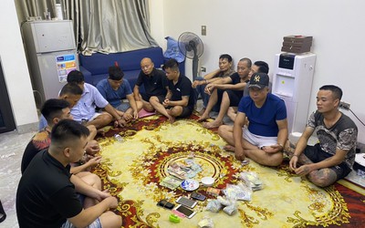 Hưng Yên: Bắt nhóm đánh bạc dưới hình thức “xóc đĩa”