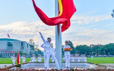 Lễ thượng cờ mừng ngày Quốc khánh 2/9