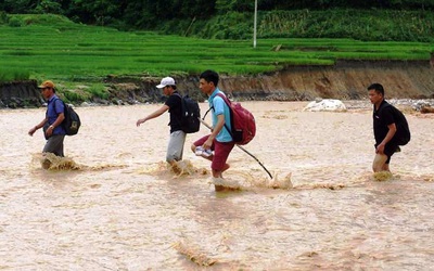 “Chiến binh” đầu tiên tiếp cận Sa Ná sau trận lũ quét kinh hoàng được tặng bằng khen