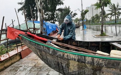 Thanh Hóa: Tàu thuyền vào bờ tránh bão, lên phương án ứng phó lũ quét