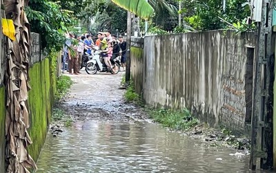 Hai người bị điện giật tử vong khi trên đường từ nghĩa trang trở về