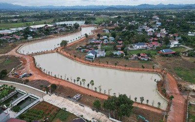 Chấm dứt hợp đồng thuê thầu hồ, xử phạt sau phản ánh của Người Đưa Tin