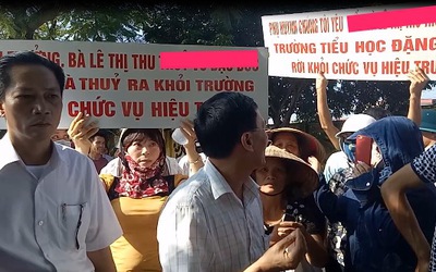 Phụ huynh yêu cầu Hiệu trưởng trường tiểu học Đặng Cương từ chức