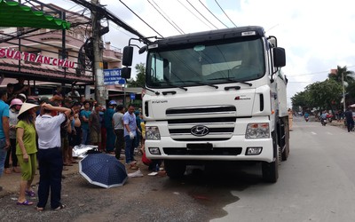 TP.HCM: Lại xảy ra tai nạn chết người rồi dùng sơn che biển số