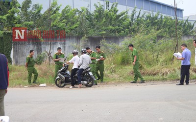 Dựng lại hiện trường vụ giết tài xế xe ôm, cướp tài sản