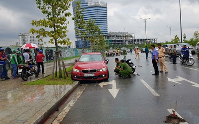 Xe BMW va chạm với xe máy, một người phụ nữ tử vong