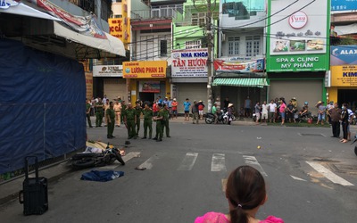 Làm rõ nghi án tài xế taxi tông hai người thương vong rồi bỏ trốn