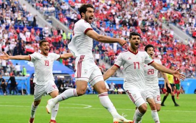 Hậu vệ nổi tiếng Iran nói gì về ĐTQG Việt Nam ở Asian Cup 2019?