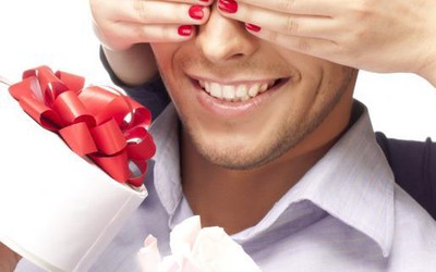 Quà tặng Valentine cho chồng, bạn trai cực kỳ ý nghĩa, độc đáo bất ngờ