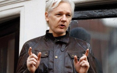 Ông trùm Wikileaks lĩnh án 50 tuần tù ở Anh, có thể tiếp tục sang Mỹ hầu tòa