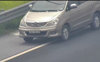 Tước bằng lái nữ tài xế Innova lùi xe trên cao tốc Hà Nội - Hải Phòng