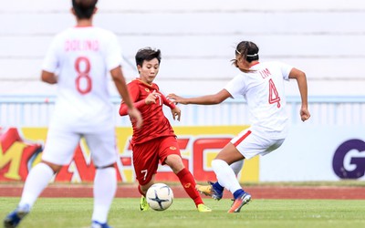 Tuyển nữ Việt Nam phản lưới nhà trong trận bán kết AFF Cup 2019, song vẫn lội ngược dòng