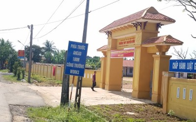 Nghi án 10 thanh niên hiếp dâm 1 nữ sinh: Hai anh em sinh đôi cùng tham gia giao cấu?