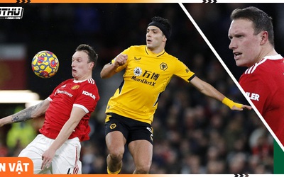 Phil Jones: Sự trở lại sau 700 ngày đau khổ của Jonesta