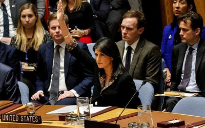 Cánh tay phủ quyết đơn độc của bà Nikki Haley tại Liên Hợp Quốc