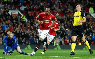 Martial trên con đường đưa Thierry Henry trở thành dĩ vãng