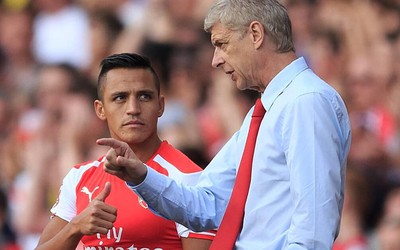 Wenger "đánh đố" Sanchez: Muốn đi sớm thì rời khỏi Anh