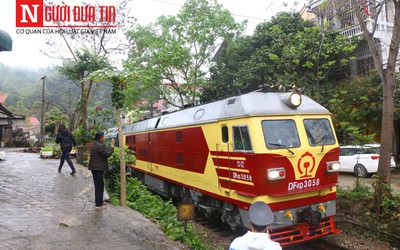 Cận cảnh đoàn tàu bọc thép đặc biệt chở ông Kim Jong-un