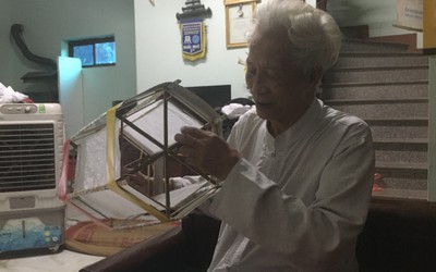 Người nặng lòng với chiếc đèn kéo quân và trò chơi dân gian truyền thống