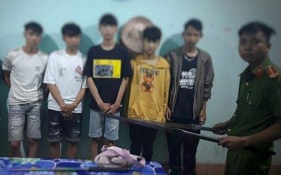 Ngăn chặn kịp thời 2 nhóm thiếu niên mang theo hung khí chuẩn bị hỗn chiến