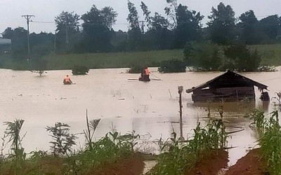 Chèo thuyền đi coi hồ cá, nam thanh niên thiệt mạng