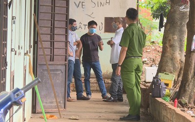 Kinh hoàng phát hiện người mẹ tử vong trong phòng trọ, con trai 1 tuổi nguy kịch