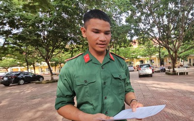 Những chiến sĩ mang màu áo lính đi thi tốt nghiệp THPT