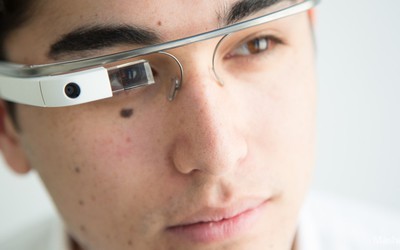 Google Glass thế hệ mới sẽ được trang bị màn hình microLED