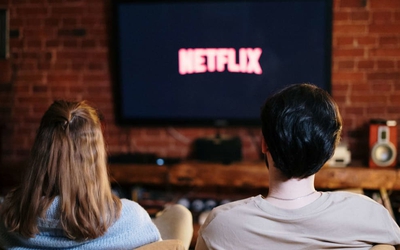 Truyền hình cáp "đã chết": Người dùng mê đắm Netflix, Disney +