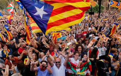 Catalonia tuyên bố độc lập: Không lo xa, ắt có họa gần