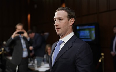 Mark Zuckerberg tuyên bố không từ chức sau hàng loạt bê bối gần đây