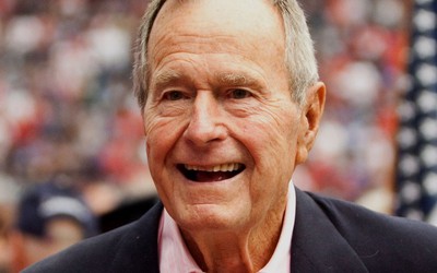 Cựu Tổng thống Mỹ George H.W. Bush qua đời ở tuổi 94