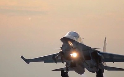 Phát hiện thi thể đầu tiên trong vụ hai máy bay Su-34 của Nga va chạm ngoài biển