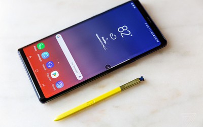 Samsung đang sản xuất chip nhớ 1TB đầu tiên, sẽ ra mắt trên Galaxy S10?