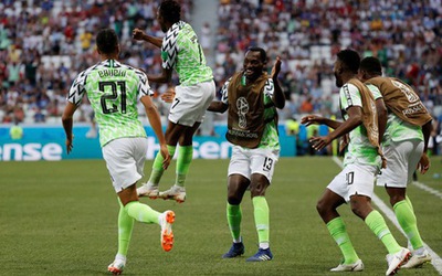 World Cup 2018: “Đại bàng xanh” Nigeria quật ngã những chiến binh Viking