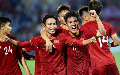 U23 Việt Nam đánh bại Myanmar trong trận thủy chiến