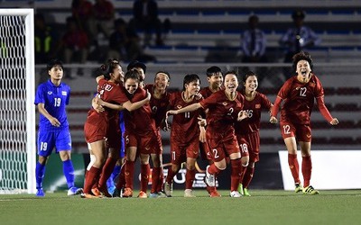 Hải Yến tỏa sáng, thầy trò HLV Mai Đức Chung bảo vệ thành công chức vô địch SEA Games