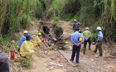 Lâm Đồng: Phá huỷ 2 địa đạo của “thiếc tặc”