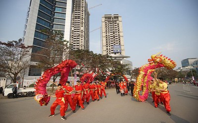 [Chùm ảnh]: "Hiến giọt máu đào - Trao đời sự sống"