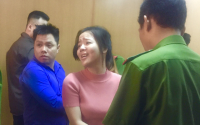 Đôi tình nhân dắt tay nhau vào tù vì đi bán “cái chết trắng”