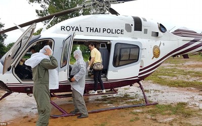 Quét tin thế giới ngày 10/7: Tiết lộ loại thuốc thành viên đội bóng uống trước khi ra khỏi hang Tham Luang