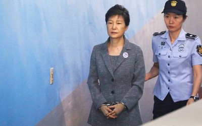 Quét tin thế giới ngày 20/7: Bà Park Geun-hye chịu thêm 8 năm tù