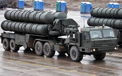 Lý do Ấn Độ quyết mua S-400 của Nga mặc Mỹ cảnh báo