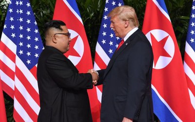 TT Trump và nhà lãnh đạo Kim Jong-un sẽ gặp riêng vào tối mai tại Hà Nội