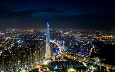 Dàn sao khủng V-Biz hội tụ tại "kinh đô ánh sáng" Vincom Center Landmark 81