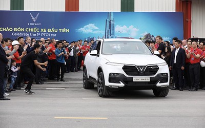 VinFast hoàn thành sản xuất thử nghiệm chiếc xe Lux SUV đầu tiên