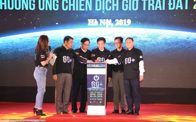 Hà Nội hưởng ứng chiến dịch Giờ trái đất 2019