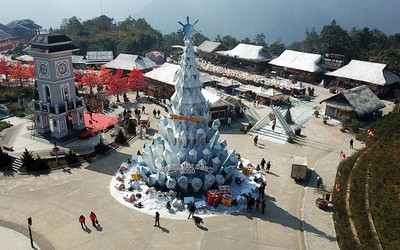Lễ hội mùa đông Fansipan hút khách những ngày cuối năm