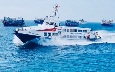 Công ty Du lịch Bờ Cát Vàng vận hành tàu cao tốc Phú Quý Island hoạt động trở lại từ 17/3