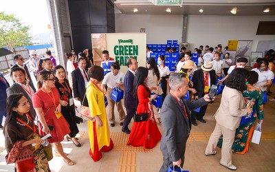 Vinamilk đồng hành cùng kiều bào trải nghiệm tuyến Metro Bến Thành – Suối Tiên